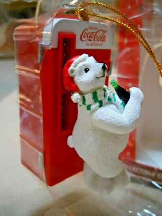 2005 Trevco Coca Cola Polar Bear & Coke Machine Christmas Ornament 4