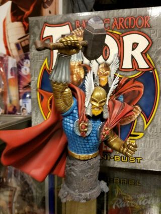 Bowen Designs Battle Armor Thor Mini Bust Marvel