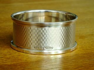 SOLID SILVER NAPKIN RING BIRMINGHAM 1975 BY BROADWAY & CO 2