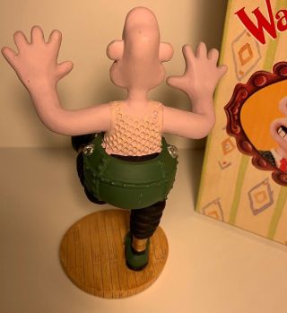 Wallace and Gromit - Wallace in the Wrong Trousers Figurine - 1989 3