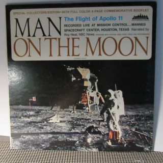 Man On The Moon The Flight Of Apollo 11 With Booklet Attached Vg,