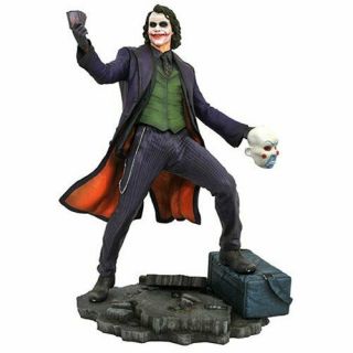 Joker Statue - Dc Gallery Batman Dark Knight Movie