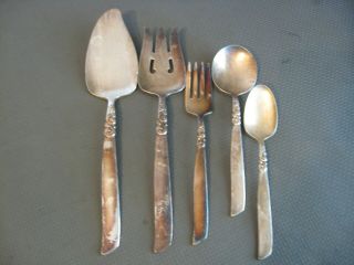 South Seas Community Set Of 5 Serving - Spoons - Fork Silverplate