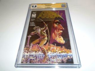 Green Arrow 1 1988 Cgc Ss 9.  8 Signed By Mike Grell
