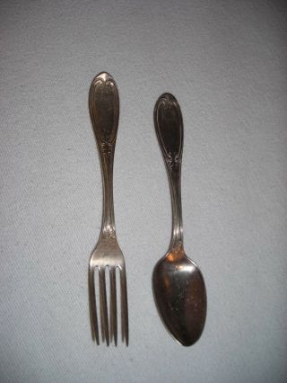 Rogers Youth Silverplate Fork & Spoon Set Pattern:olive Circa:1865s.
