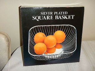 Nib Vintage Wm Rogers Silver Plated Square Fruit/bread Basket Nib
