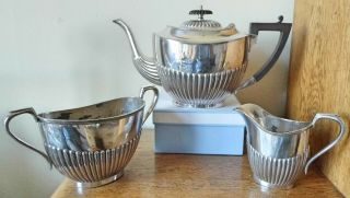 Antique 1910 - 20s Vintage Sheffield Silver Plated Tea Pot Set Milk Jug Sugar Bowl