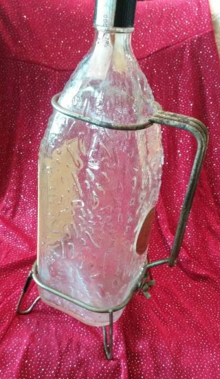 Vintage Seagram ' s Ancient Bottle Golden Distilled Dry Gin Half Gallon Empty. 4