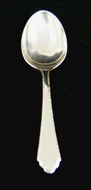 Lunt William & Mary Sterling Silver Straight Handle Baby Spoon 4.  5 " A8282