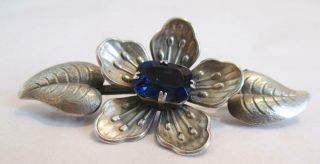 Fabulous Antique Silver Brooch,  Flower With Large Blue Stone Centre 7.  8g Art Deco