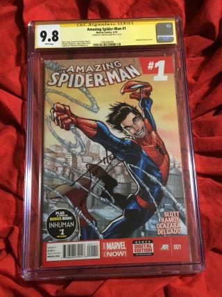 Cgc Ss 9.  8 The Spider - Man 1 Humberto Ramos Art Signed By Tom Holland