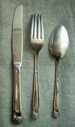 1940 ' s ROGERS BROTHERS 1847 ETERNALLY YOURS SILVERPLATE CHILD ' S FLATWARE SET 2