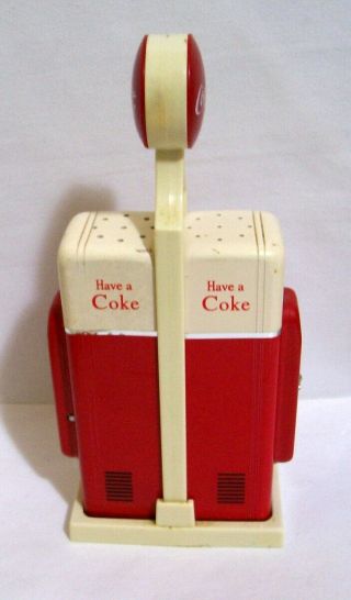 Vintage Coca - Cola Gas Pump Vendng Machine Salt & Pepper Set
