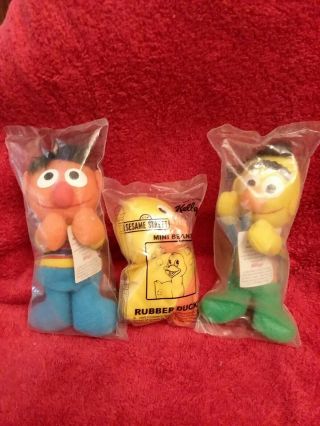 Bert Ernie Rubber Duckie Sesame Street Mini Beans Kellogg Toy Figure