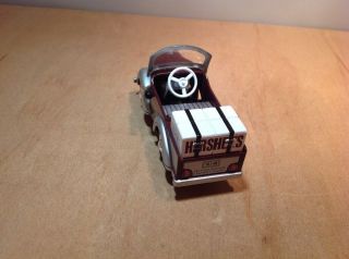 HERSHEY ' S PETITE PEDAL CAR - SCALE 1:12 by CROWN PREMIUMS 3