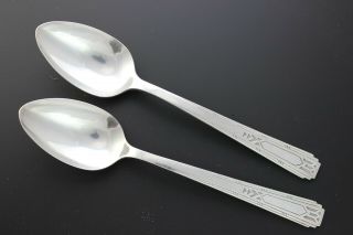 Oneida Community Tudor Plate - Friendship / Medality - Oval Soup Spoons (2)