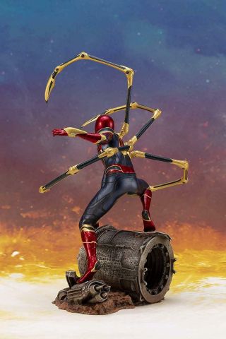 Kotobukiya Avengers Infinity War Iron Spider - Man ArtFx,  1/10 Scale Statue 4