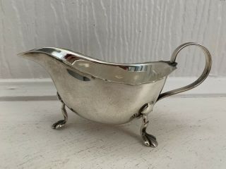 Vintage Silver Plated Gravy Boat Made In England Epns