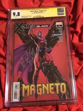 Cgc Ss 9.  8 X - Men Black 1 Campbell Magneto Variant Signed By Michael Fassbender