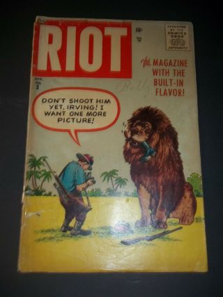 Riot 5 Comic Book 1958 Very Good John Wayne Marlyn Monroe