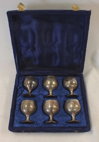 Set Of 6 Vintage Silver Plate Mini Engraved Goblets In Display Case - Y03