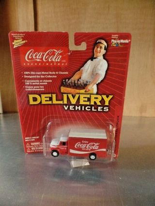 Coca - Cola Delivery Vehicle - International Truck - Johnny Lightning (cdc - 61)