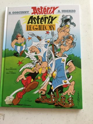 Asterix Le Gaulois By René Goscinny (hardcover)
