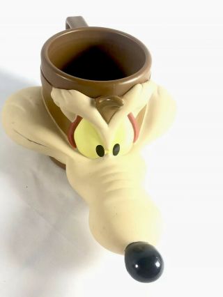 Wile E Coyote Mug Cup Warner Bros Looney Tunes 3D 1992 Promotional Wylie Vintage 4