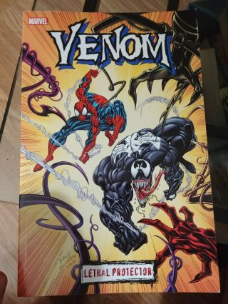 Spiderman 3 Trade Paperback Ultimate SpiderMan 1,  SpiderMan Black Cat and Venom 3