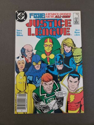 Justice League America 1 — Dc Comics 1987 — 1st Maxwell Lord Nm