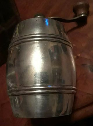 Vintage English Sterling Silver Barrel Shaped Pepper Grinder Mill G.  M.  T Usa 5416