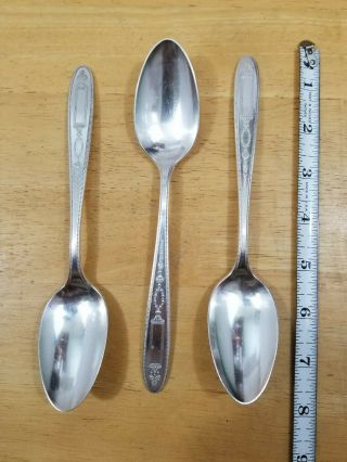 3 Vintage 1923 Grosvenor Pattern Silverplated Place/ Oval Soup Spoons