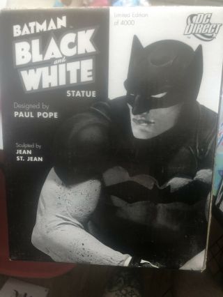 Dc Collectibles - Batman Black And White By Paul Pope Statue