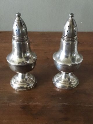 Vintage Weighted Sterling Silver 4.  5 Inches Tall Salt and Pepper Shaker Set 5
