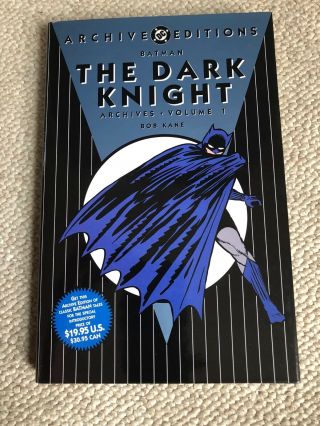 " The Dark Knight Archives: Volume 1 " Signed By Jerry Robinson Rare