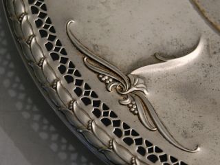 Vintage Art Nouveau Oneida Community Fantasy Tudor Silver Plate Dish 13109 - 2 3