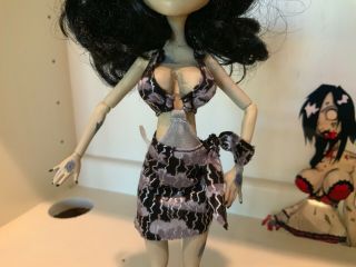Custom One of a kind fan created Zombie Tramp style doll 11 Monster high OOAK 3
