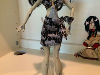 Custom One of a kind fan created Zombie Tramp style doll 11 Monster high OOAK 4