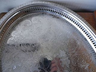 VINTAGE 1960s ORNATE SILVER PLATED OVAL PIERCED GALLERY TRAY with Gadrooned Rim 5
