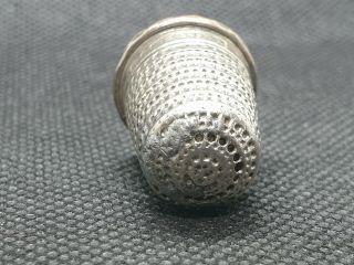 Antique Sydney & Co Chester Hallmarked Silver Thimble 3