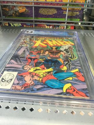 Uncanny X - Men 155 CGC 9.  8 NM/MT 1st Appearance of the Brood WHITE PAGES 3