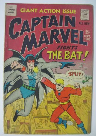 Captain Marvel 4 (fights The Bat) September 1966 M.  F.  Comics Giant Size