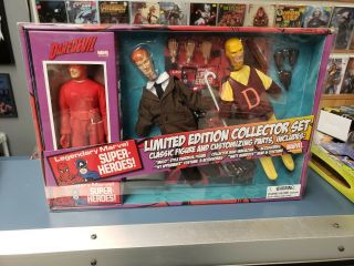Daredevil Limited Edition Collectors Set In Package 2