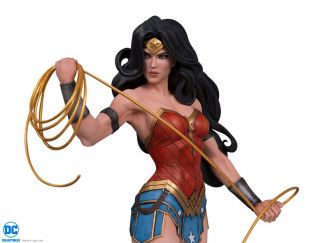 Dc Cover Girls Wonder Woman Statue By Joelle Jones -