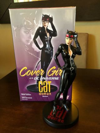 Catwoman Statue Dc Direct Cover Girls Of The Dc Universe Adam Hughes