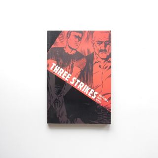 Three Strikes Tpb (oni Press Digest) 1 - 1st 2004 Nm - First Edition