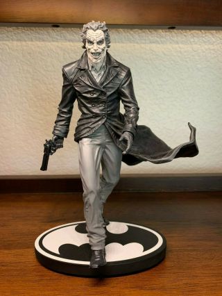 Dc Batman Black And White Joker Statue By Lee Bermejo First Repaired