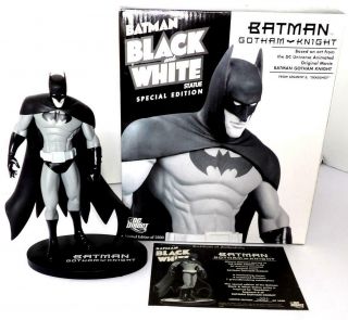 Batman Black & White Statue Batman Gotham Knight Special Edition Le 2885/3500
