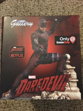 Marvel Gallery Netflix Daredevil 9” Scale Gamestop Exclusive Pvc Statue Diorama