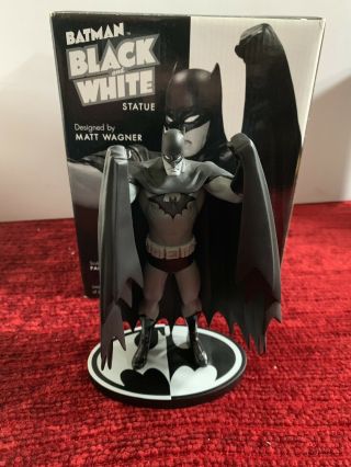 Batman Black And White Statue By Matt Wagner